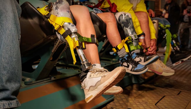 Στο roller coaster με τεχνητό μέλος και safestrap | Rehabline Τεχνητά Μέλη Χρονόπουλος Γουγής